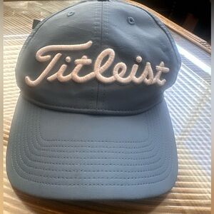 Titleist nice PRO Blue golf.Select sector  Spiders. Golf tour hat. New.